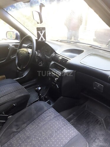 Opel Astra 1995, 256,000 km - 1.6 л - Bakı