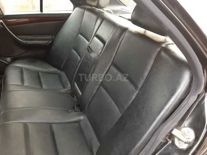 Mercedes C 230 1997, 352,000 km - 2.3 l - Bakı