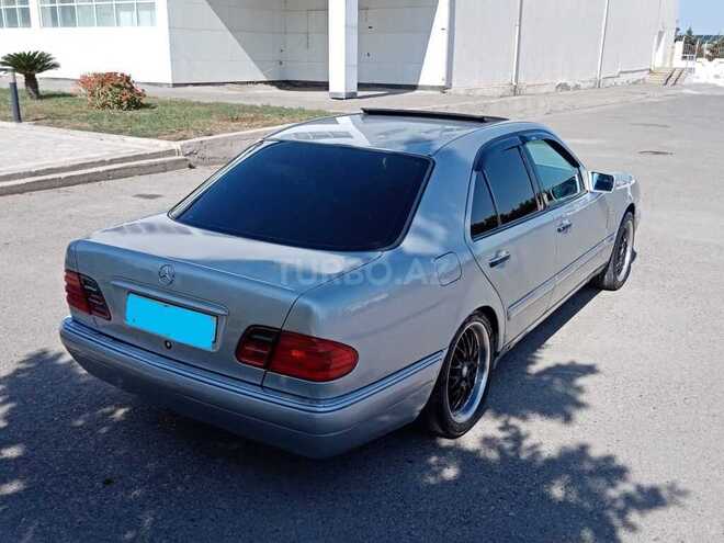 Mercedes E 230 1996, 355,000 km - 2.3 l - Bakı