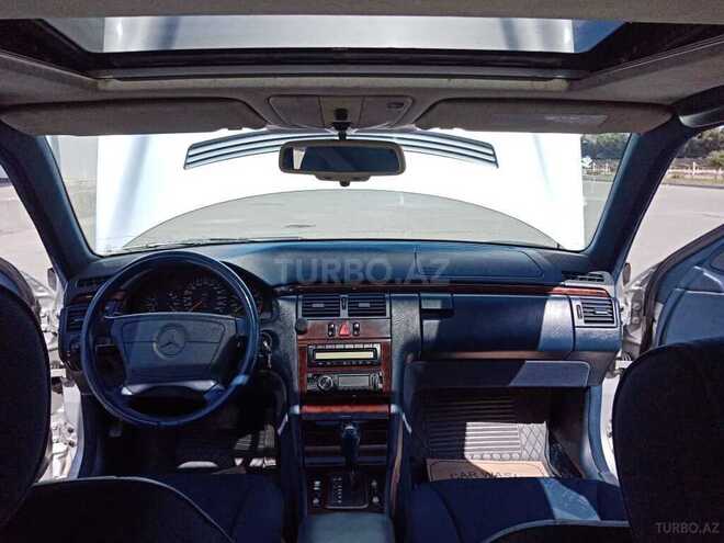 Mercedes E 230 1996, 355,000 km - 2.3 l - Bakı