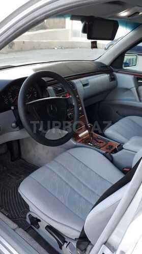 Mercedes E 240 1998, 473,200 km - 3.4 л - Bakı