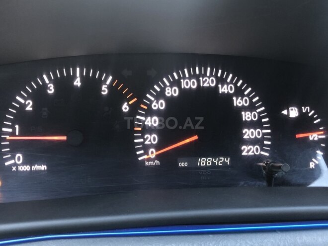 Toyota Corolla 2005, 188,424 km - 1.4 л - Bakı