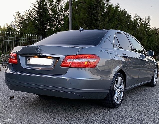 Mercedes E 220 2009, 220,000 km - 2.2 l - Bakı