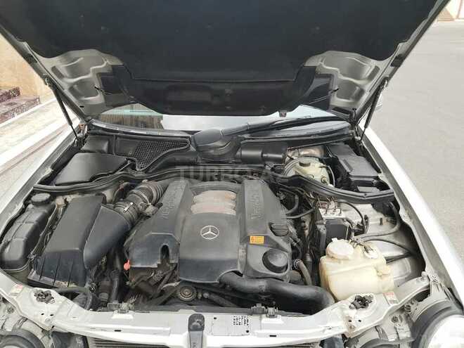 Mercedes E 240 1999, 375,350 km - 2.4 l - Bakı