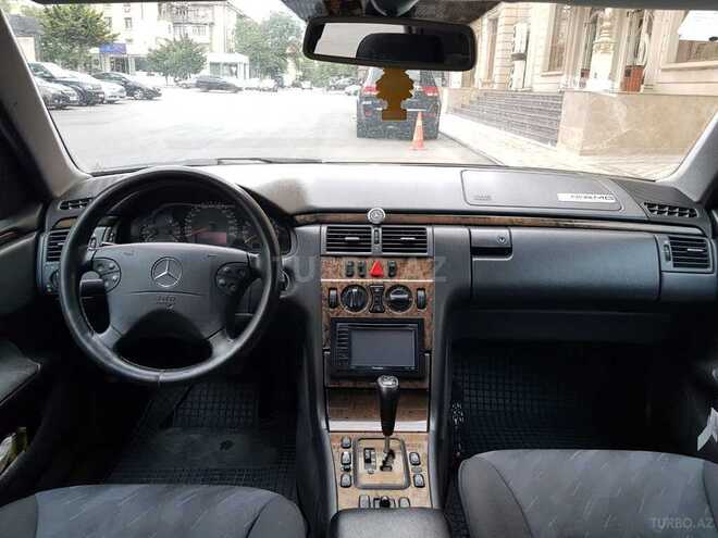 Mercedes E 240 1999, 375,350 km - 2.4 l - Bakı
