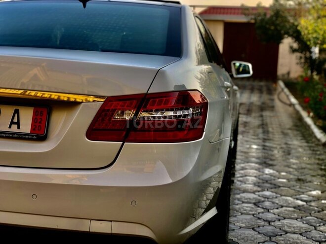 Mercedes E 220 2010, 173,000 km - 2.2 l - Bakı