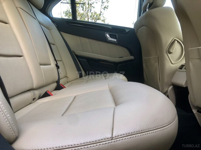Mercedes E 220 2010, 173,000 km - 2.2 l - Bakı