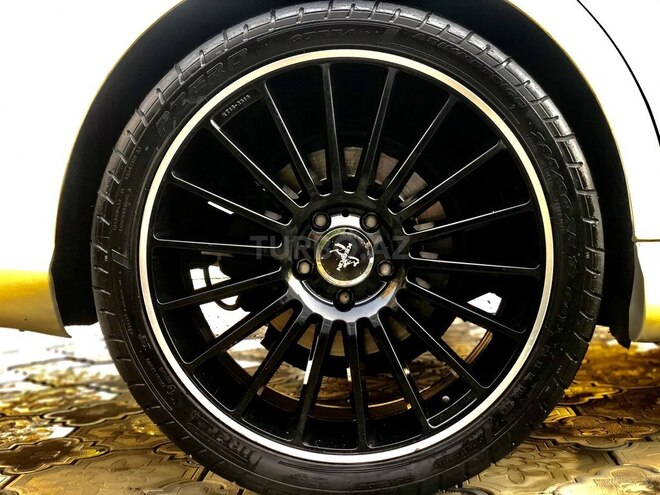 Mercedes E 220 2010, 173,000 km - 2.2 l - Bakı
