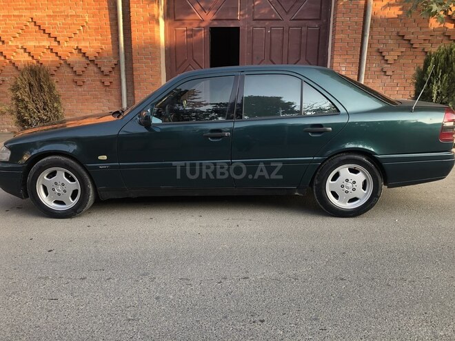 Mercedes C 180 1996, 267,000 km - 1.8 l - Gəncə