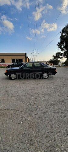 Mercedes 190 1992, 246,300 km - 2.0 l - Şəki