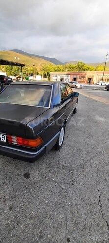 Mercedes 190 1992, 246,300 km - 2.0 l - Şəki