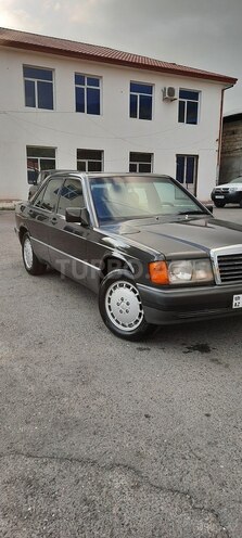 Mercedes 190 1992, 246,300 km - 2.0 l - Şəki