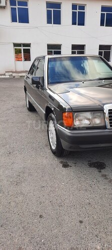 Mercedes 190 1992, 246,300 km - 2.0 l - Şəki