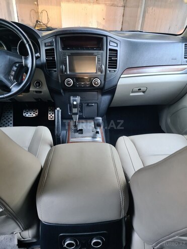 Mitsubishi Pajero 2007, 207,000 km - 3.0 l - Bakı