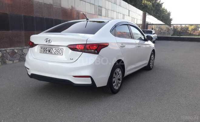 Hyundai Accent 2018, 125,000 km - 1.6 l - Bakı