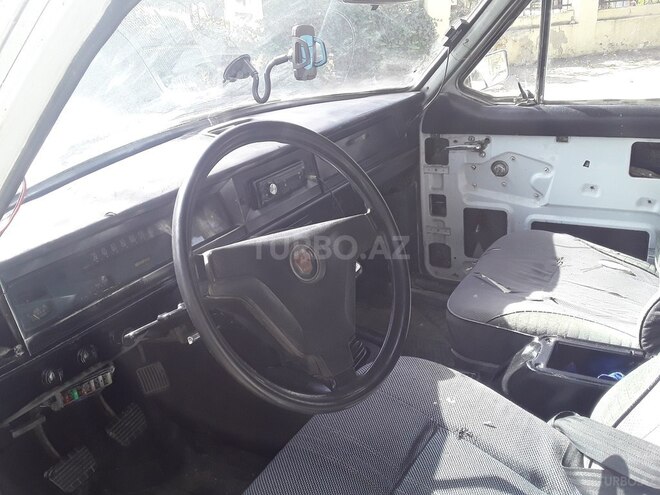 GAZ 24 1983, 296,000 km - 2.3 l - Sumqayıt