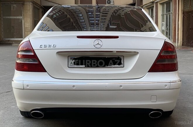 Mercedes E 320 2003, 200,000 km - 3.2 l - Bakı