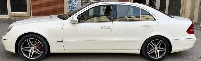 Mercedes E 320 2003, 200,000 km - 3.2 l - Bakı