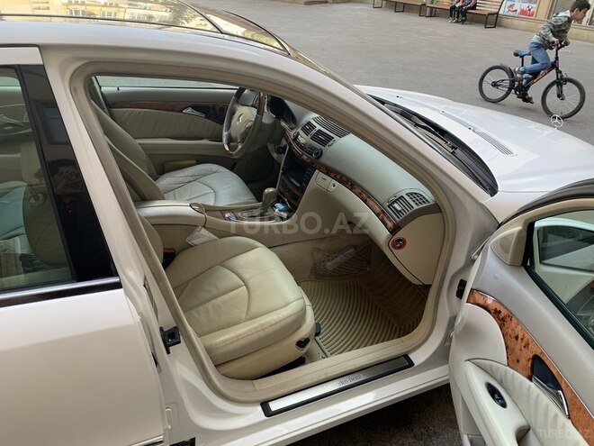 Mercedes E 320 2003, 200,000 km - 3.2 l - Bakı