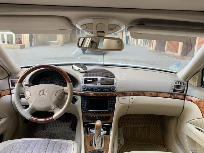 Mercedes E 320 2003, 200,000 km - 3.2 l - Bakı