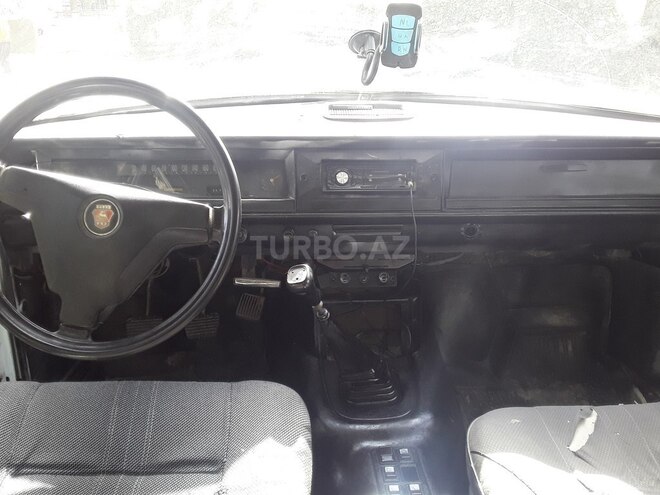 GAZ 24 1983, 296,000 km - 2.3 l - Sumqayıt
