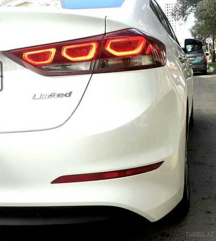 Hyundai Elantra 2016, 62,000 km - 2.0 l - Bakı