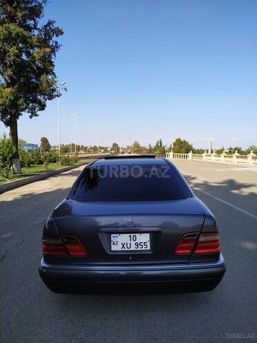 Mercedes E 320 1998, 236,156 km - 3.2 l - Bakı