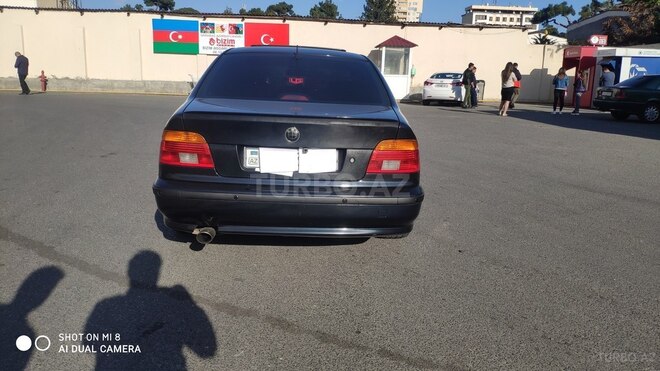 BMW 530 2001, 342,000 km - 3.0 l - Bakı