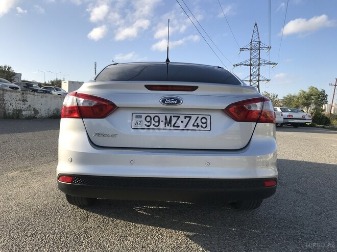 Ford Focus 2014, 118,300 km - 1.6 l - Bakı