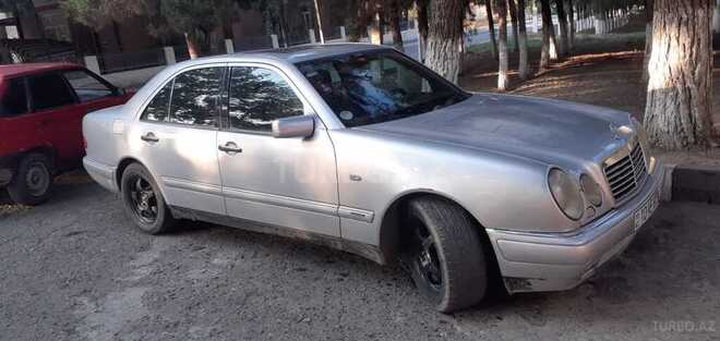 Mercedes E 200 1997, 340,000 km - 2.0 л - Goranboy