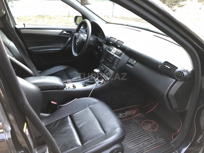 Mercedes C 250 2005, 246,000 km - 2.5 l - Sumqayıt