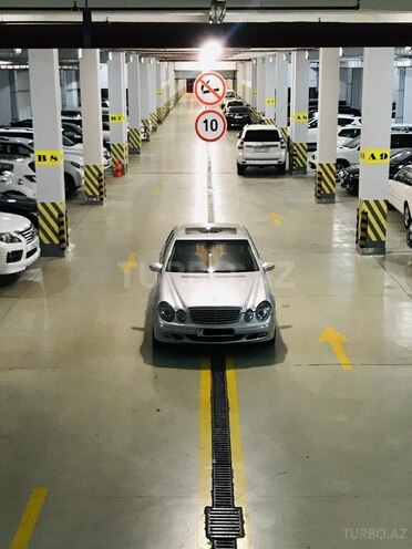 Mercedes E 320 2003, 207,000 km - 3.2 l - Bakı
