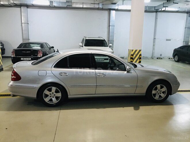 Mercedes E 320 2003, 207,000 km - 3.2 l - Bakı