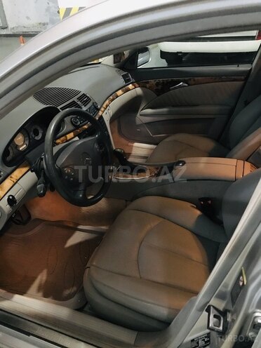 Mercedes E 320 2003, 207,000 km - 3.2 l - Bakı