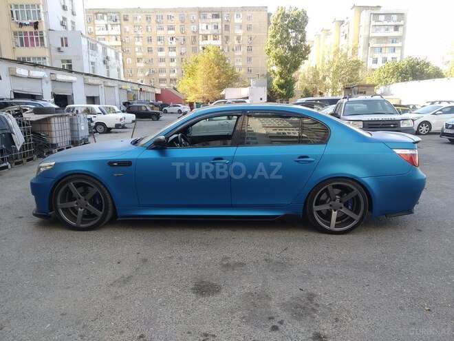 BMW 545 2004, 330,000 km - 4.4 л - Bakı