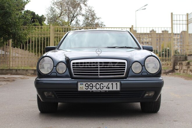 Mercedes E 240 1997, 280,000 km - 2.4 л - Bakı
