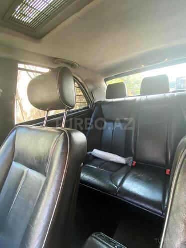 Mercedes E 270 2001, 420,000 km - 2.7 l - Bakı