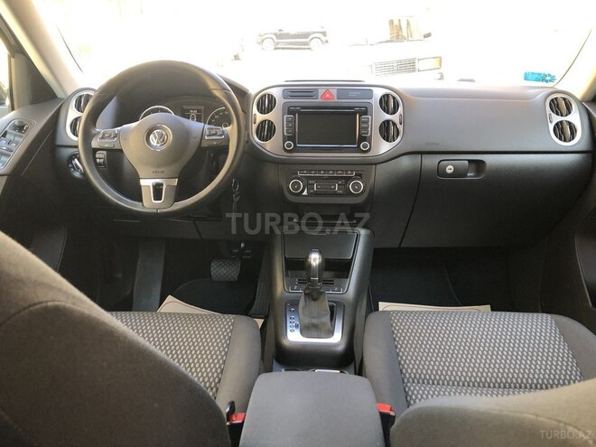 Volkswagen Tiguan 2010, 97,000 km - 2.0 л - Bakı