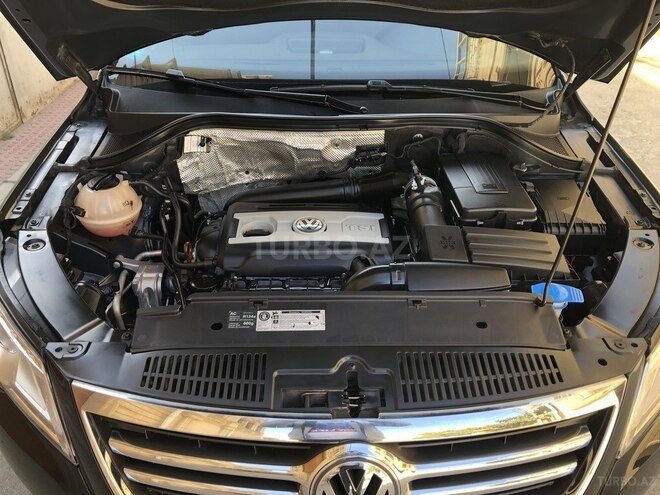 Volkswagen Tiguan 2010, 97,000 km - 2.0 л - Bakı
