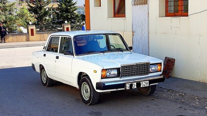LADA (VAZ) 2107 2011, 73,400 km - 1.6 л - Qusar