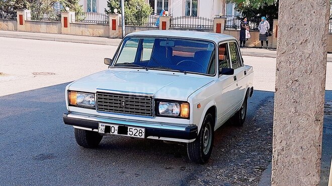 LADA (VAZ) 2107 2011, 73,400 km - 1.6 л - Qusar