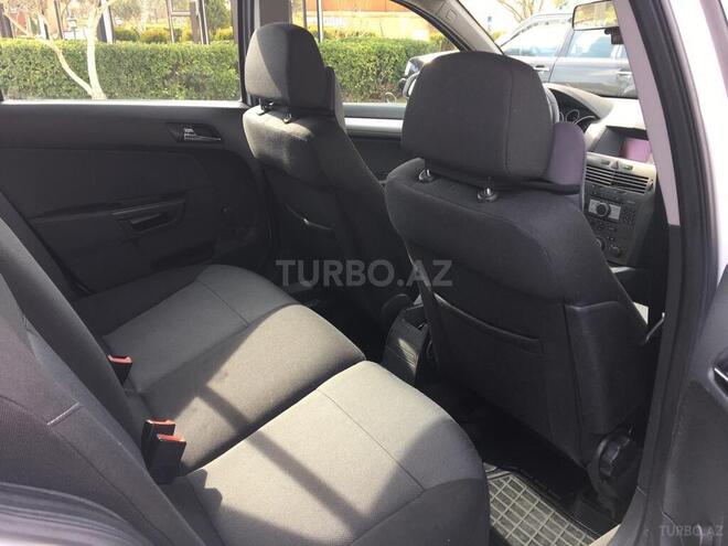 Opel Astra 2007, 175,000 km - 1.4 л - Bakı