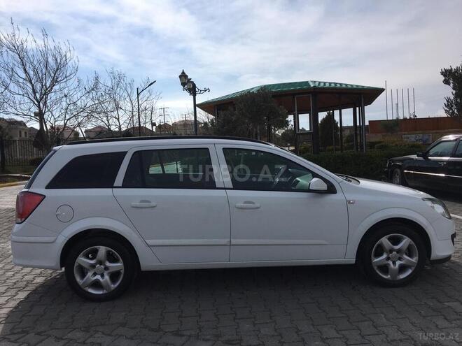 Opel Astra 2007, 175,000 km - 1.4 л - Bakı