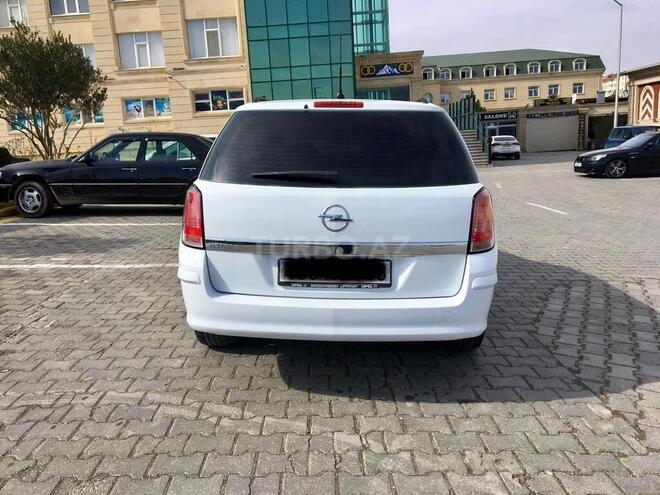 Opel Astra 2007, 175,000 km - 1.4 л - Bakı
