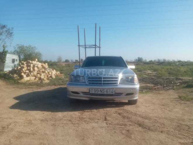Mercedes C 220 1999, 467,898 km - 2.2 l - İmişli