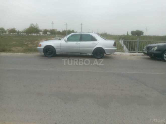 Mercedes C 220 1999, 467,898 km - 2.2 l - İmişli