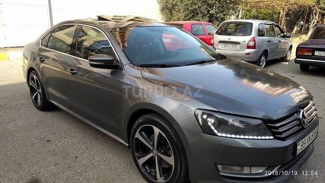 Volkswagen Passat 2013, 145,000 km - 1.8 l - Sumqayıt