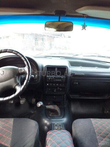 GAZ 3110 2002, 186,000 km - 2.4 л - Şirvan