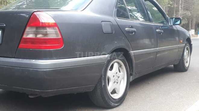 Mercedes C 200 1995, 458,000 km - 2.0 l - Sumqayıt