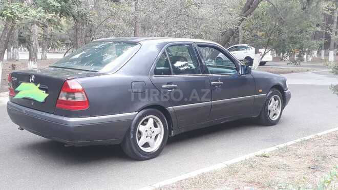 Mercedes C 200 1995, 458,000 km - 2.0 l - Sumqayıt